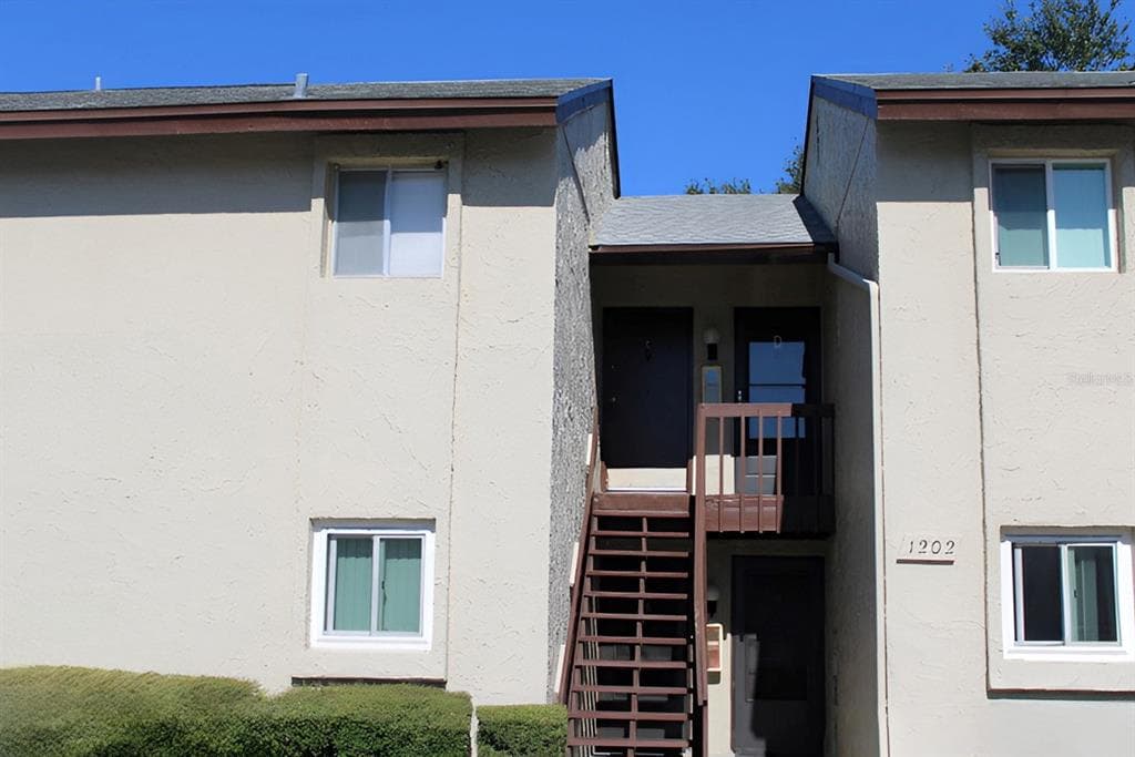 4215 E BAY DRIVE UNIT 1202C CLEARWATER, FL 33764