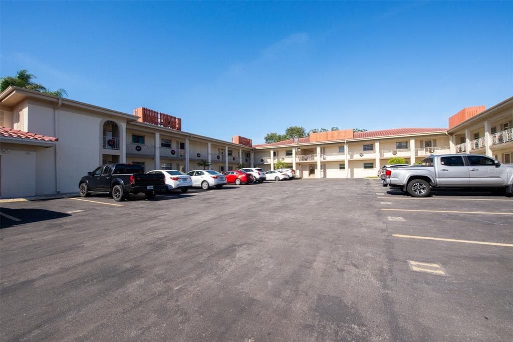 19029 US HIGHWAY 19 N UNIT 5-4 CLEARWATER, FL 33764