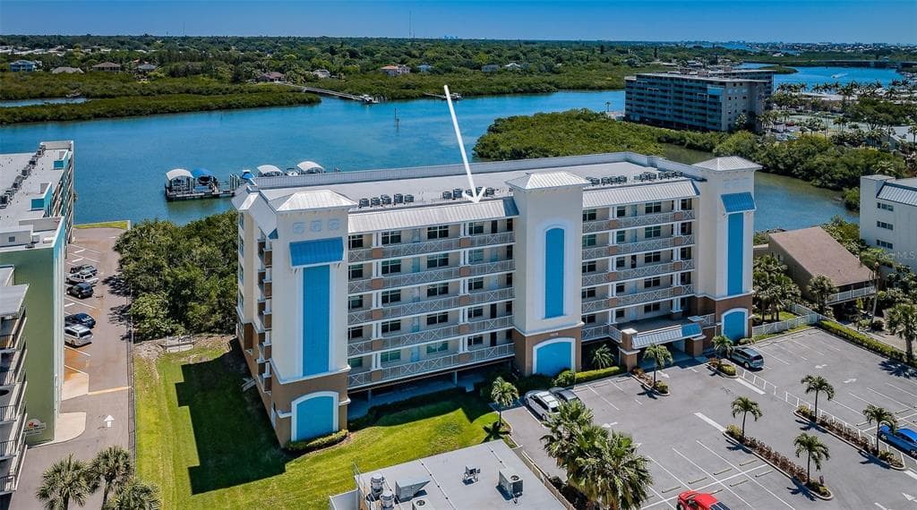 19519 GULF BOULEVARD UNIT 603 INDIAN SHORES, FL 33785