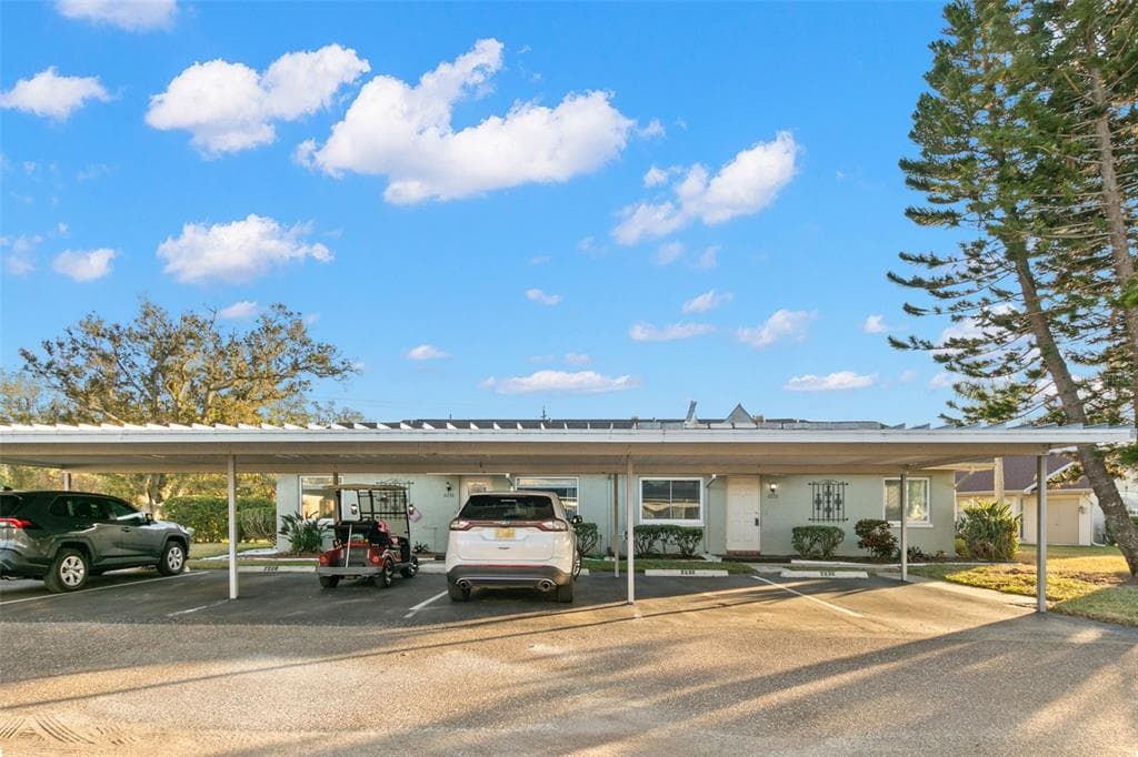 2232 GREENWICH DRIVE UNIT 56 SUN CITY CENTER, FL 33573