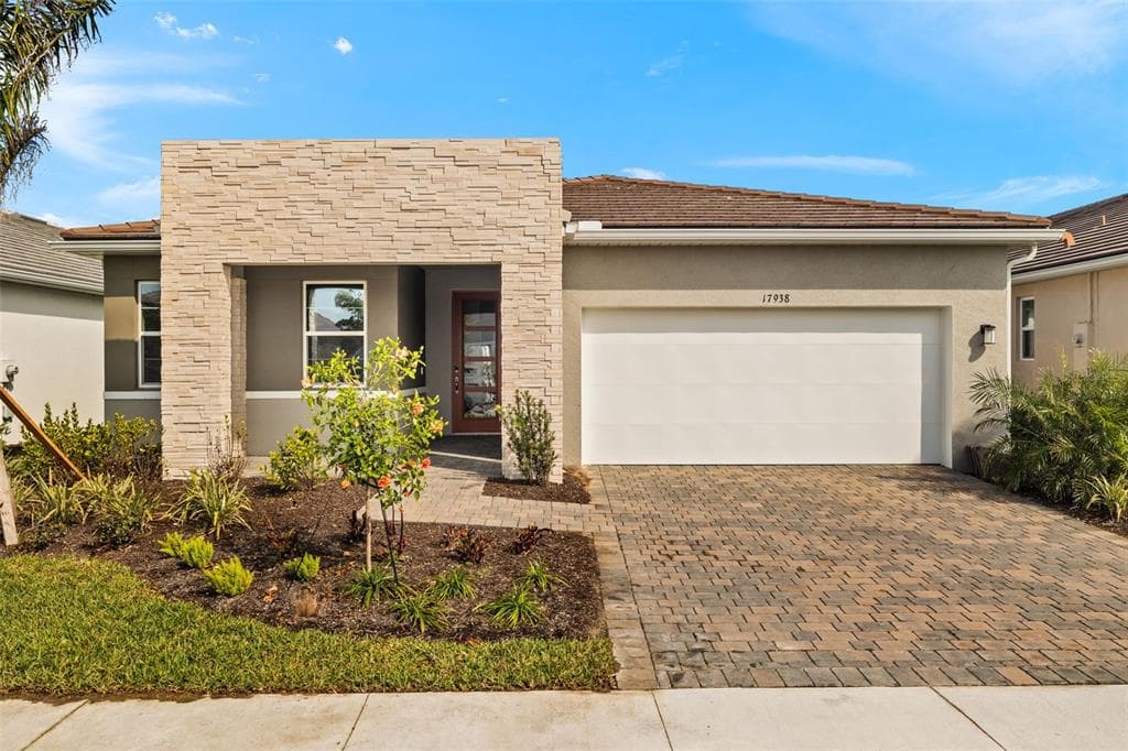 17938 SOLSTICE AVENUE VENICE, FL 34293