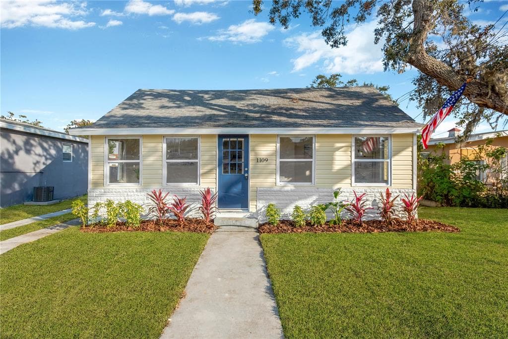 1109 BLANCHE B LITTLEJOHN TRAIL CLEARWATER, FL 33755