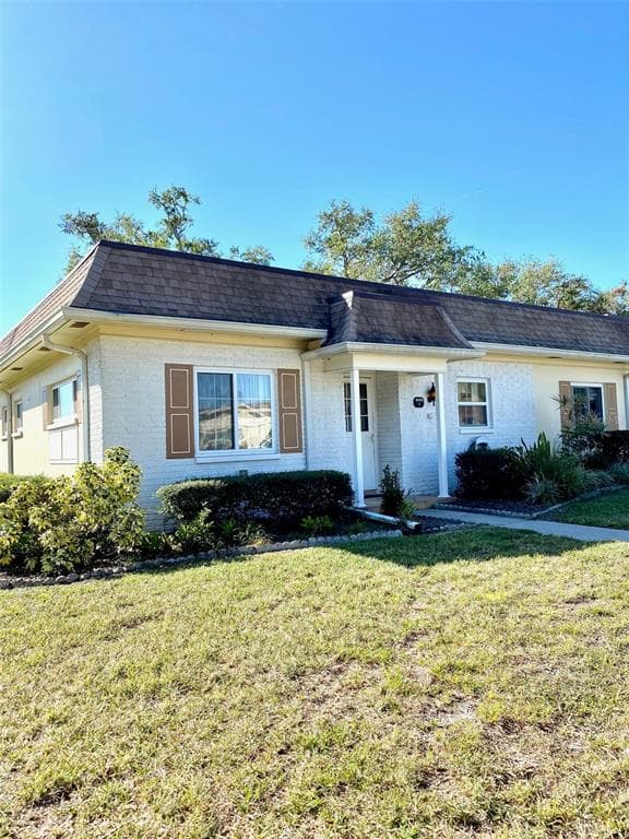 1660 S LAKE AVENUE UNIT 1 CLEARWATER, FL 33756