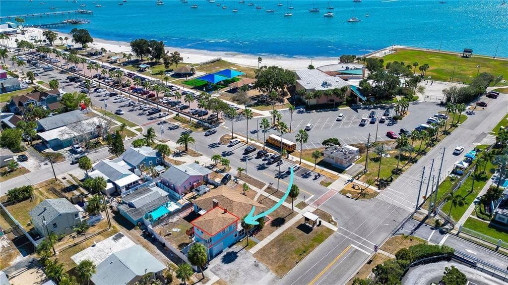 5737 SHORE BOULEVARD S UNIT 3 GULFPORT, FL 33707