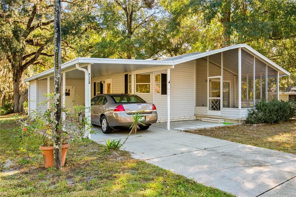 7112 PINE NEEDLE LANE BROOKSVILLE, FL 34601