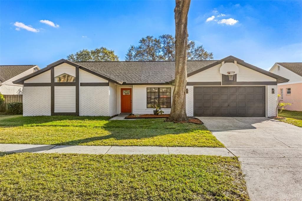 2709 FALLING LEAVES DRIVE VALRICO, FL 33596