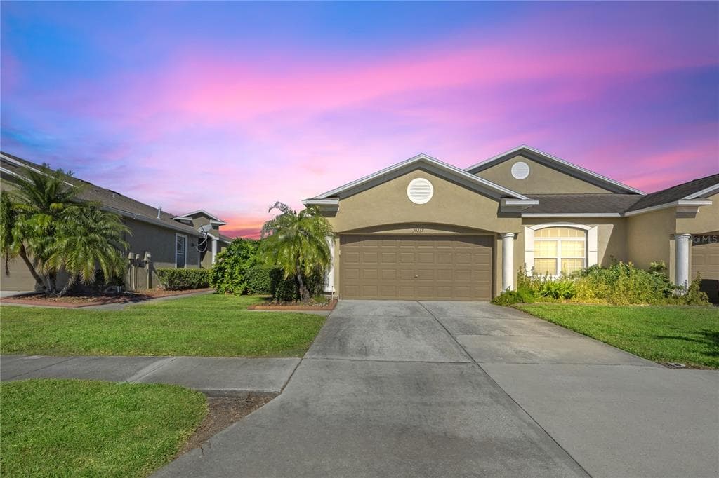 30237 LETTINGWELL CIRCLE WESLEY CHAPEL, FL 33543