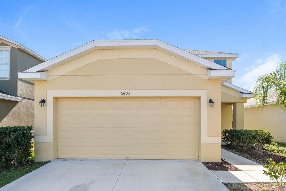 6406 TRENT CREEK DRIVE SUN CITY CENTER, FL 33573