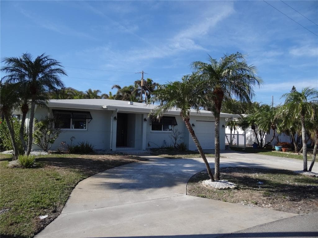 16104 1ST STREET E REDINGTON BEACH, FL 33708