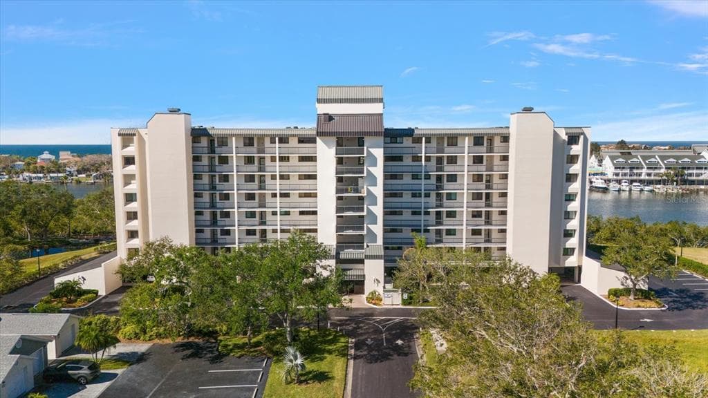 11730 SHIPWATCH DRIVE UNIT 503 LARGO, FL 33774