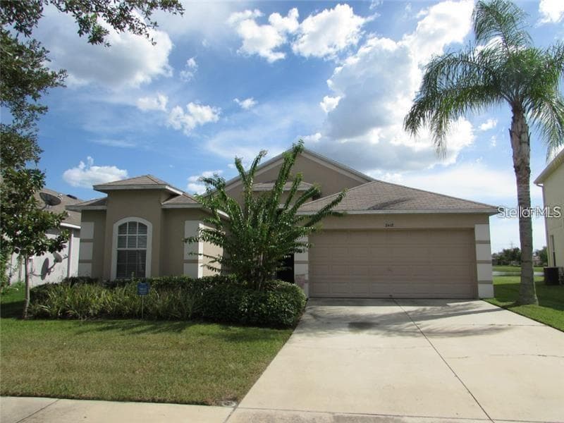 8418 CANTERBURY LAKE BOULEVARD TAMPA, FL 33619