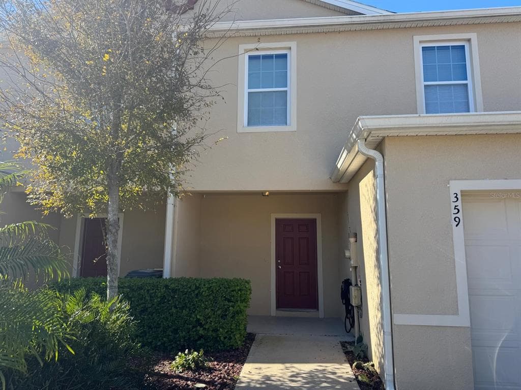 359 HIGHCREST ROAD DAVENPORT, FL 33896