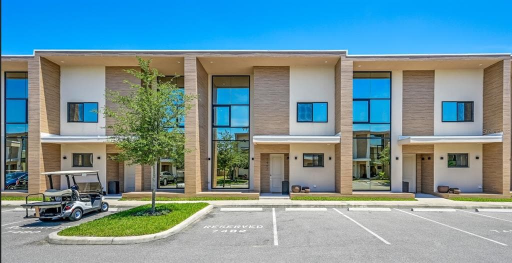7482 BROOKLYN DRIVE KISSIMMEE, FL 34747