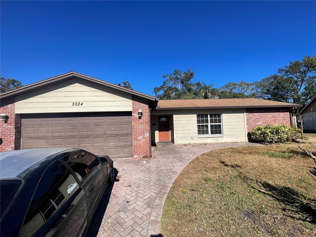 5034 OAKSHIRE DRIVE TAMPA, FL 33625