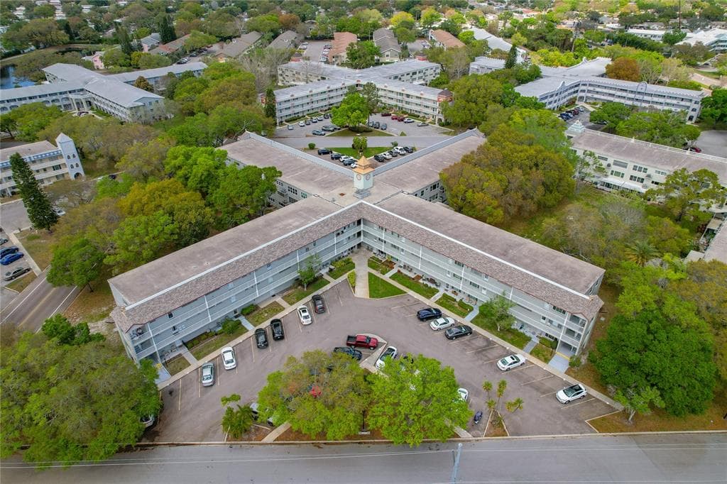 2260 COSTA RICAN DRIVE UNIT 46 CLEARWATER, FL 33763