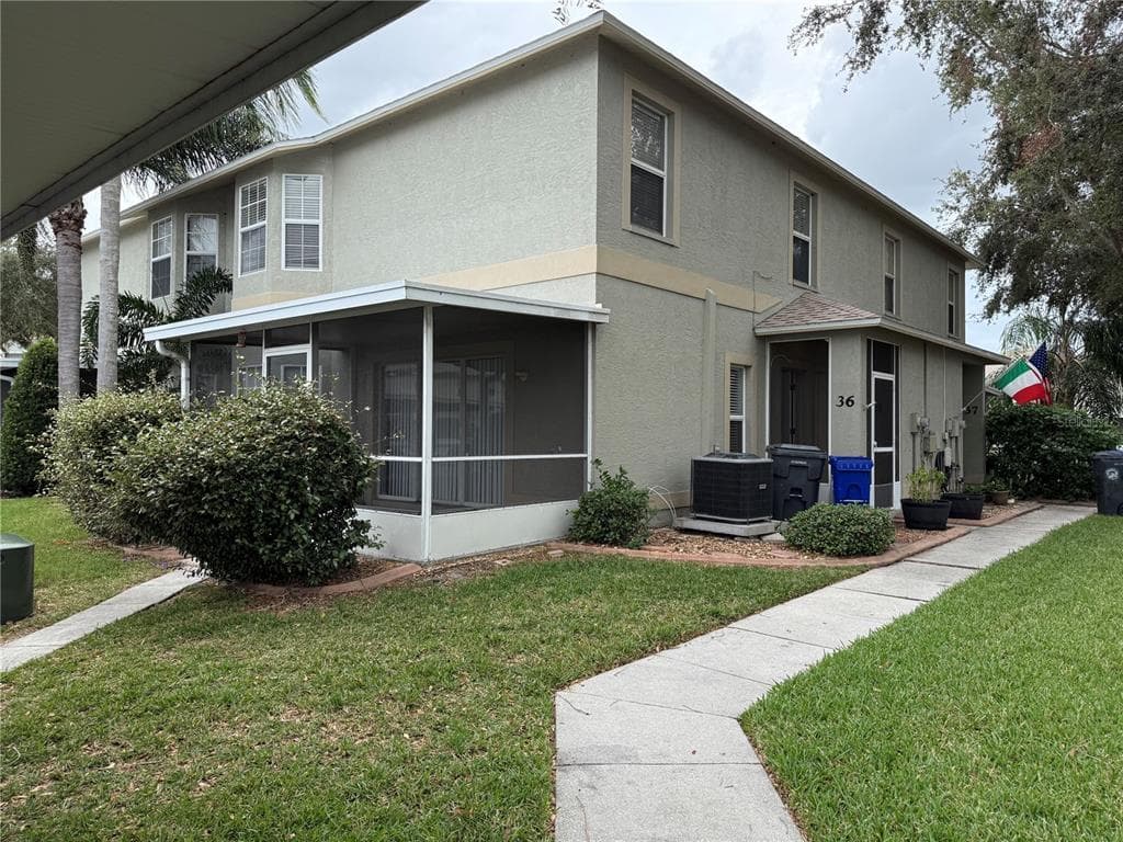 36 EMERALD BAY DRIVE OLDSMAR, FL 34677