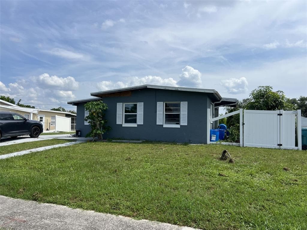 21487 MALLORY AVENUE PORT CHARLOTTE, FL 33952
