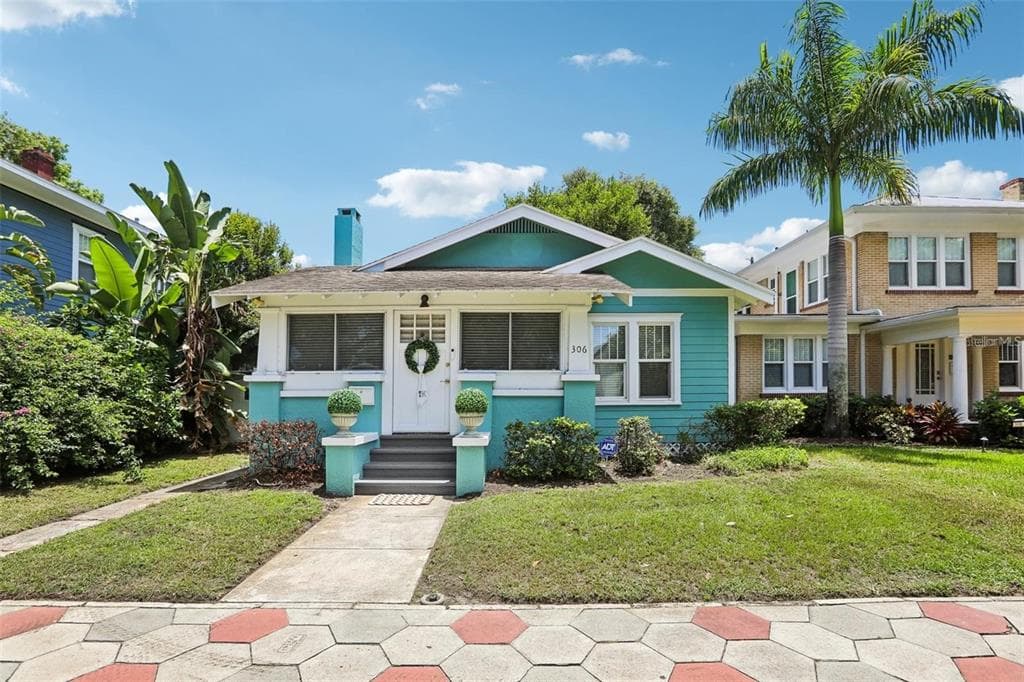 306 12TH AVENUE N UNIT 1 ST PETERSBURG, FL 33701