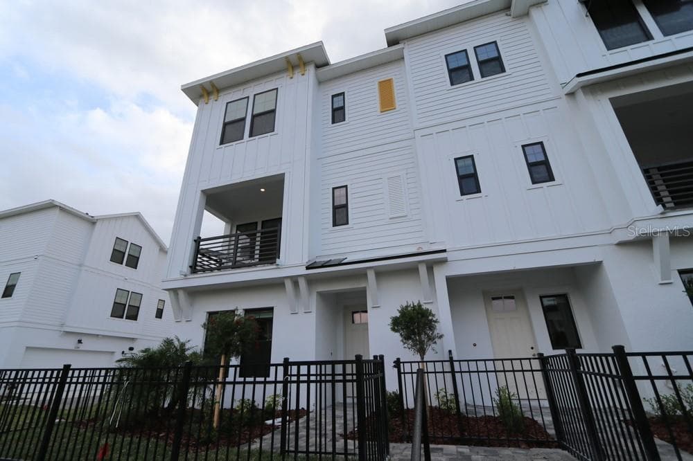 7244 SUTTON LANE SARASOTA, FL 34240
