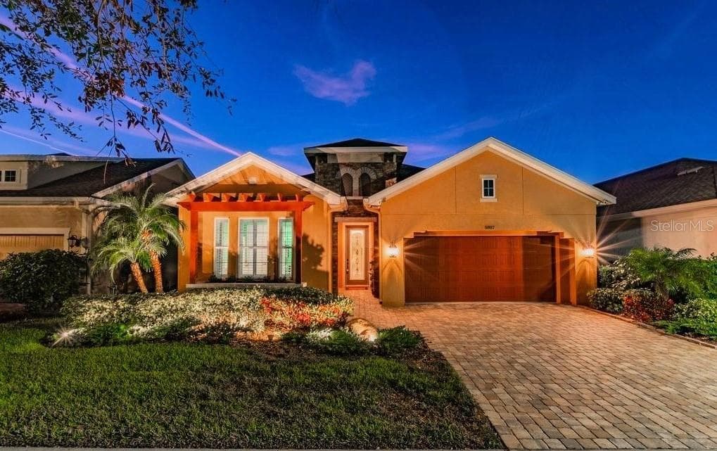 6007 BURROWING OWL PLACE LITHIA, FL 33547