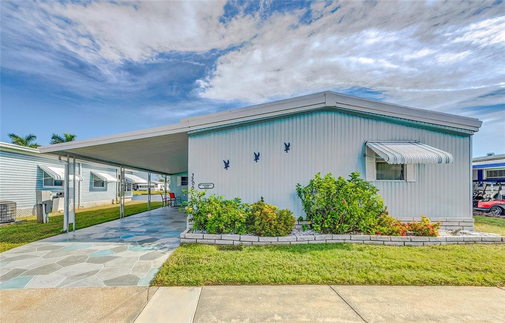 3200 BIRKDALE DRIVE HOLIDAY, FL 34690