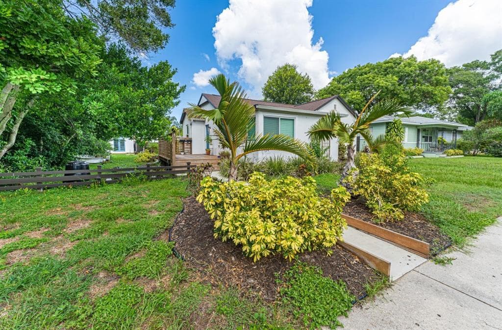 1134 27TH STREET N ST PETERSBURG, FL 33713