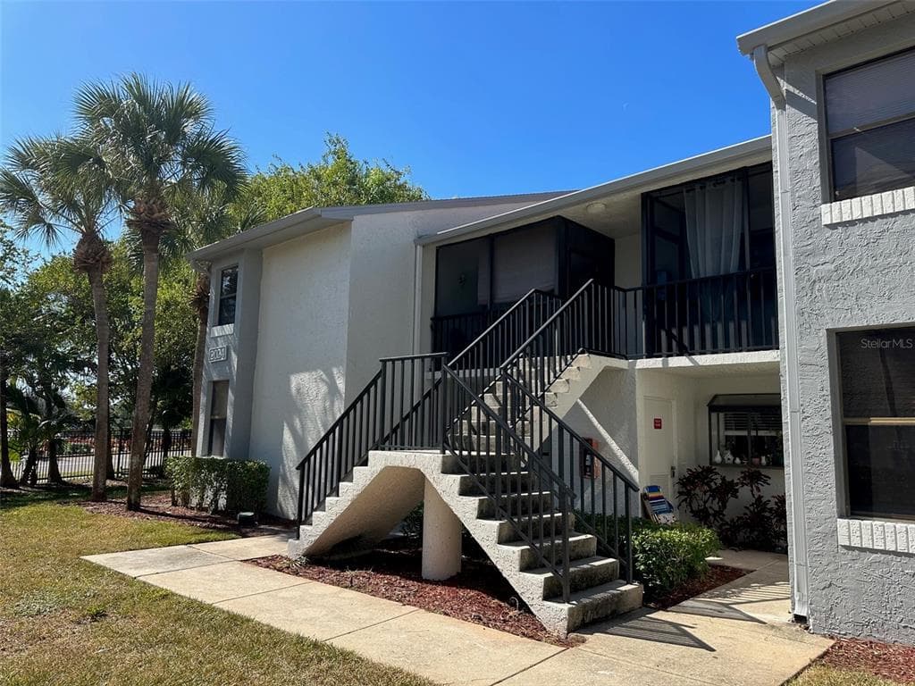 2024 BLUE HAWK COURT UNIT 1822 CLEARWATER, FL 33762