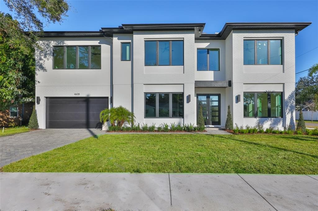 4608 S FERDINAND AVENUE TAMPA, FL 33611