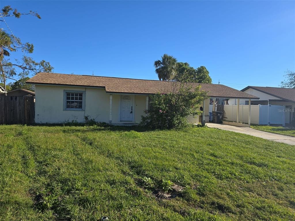 5005 STOLLS AVENUE TAMPA, FL 33615