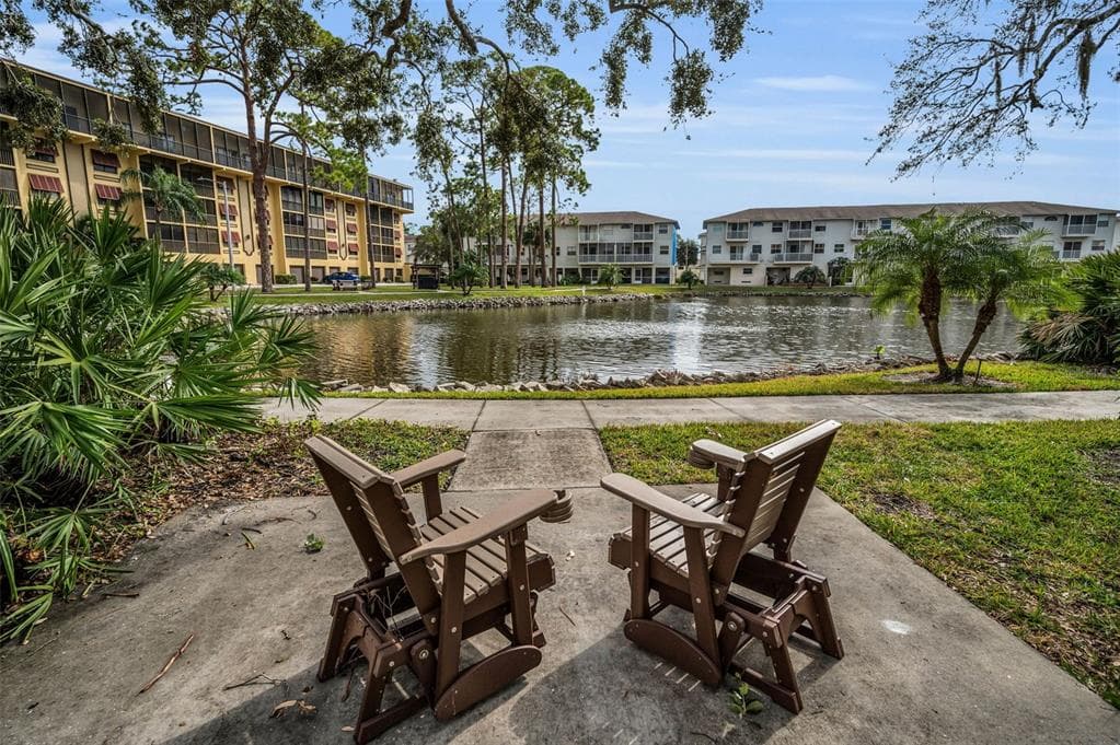 5817 PARK STREET N UNIT 204 ST PETERSBURG, FL 33709