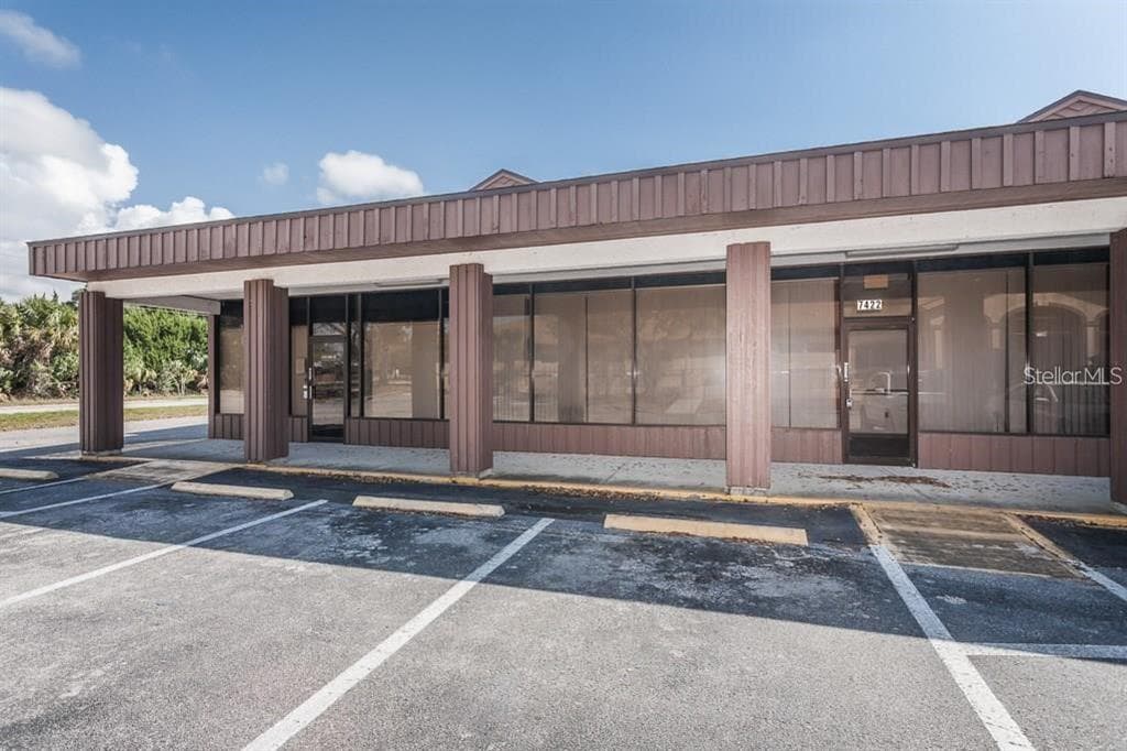 7422 COMMUNITY COURT HUDSON, FL 34667
