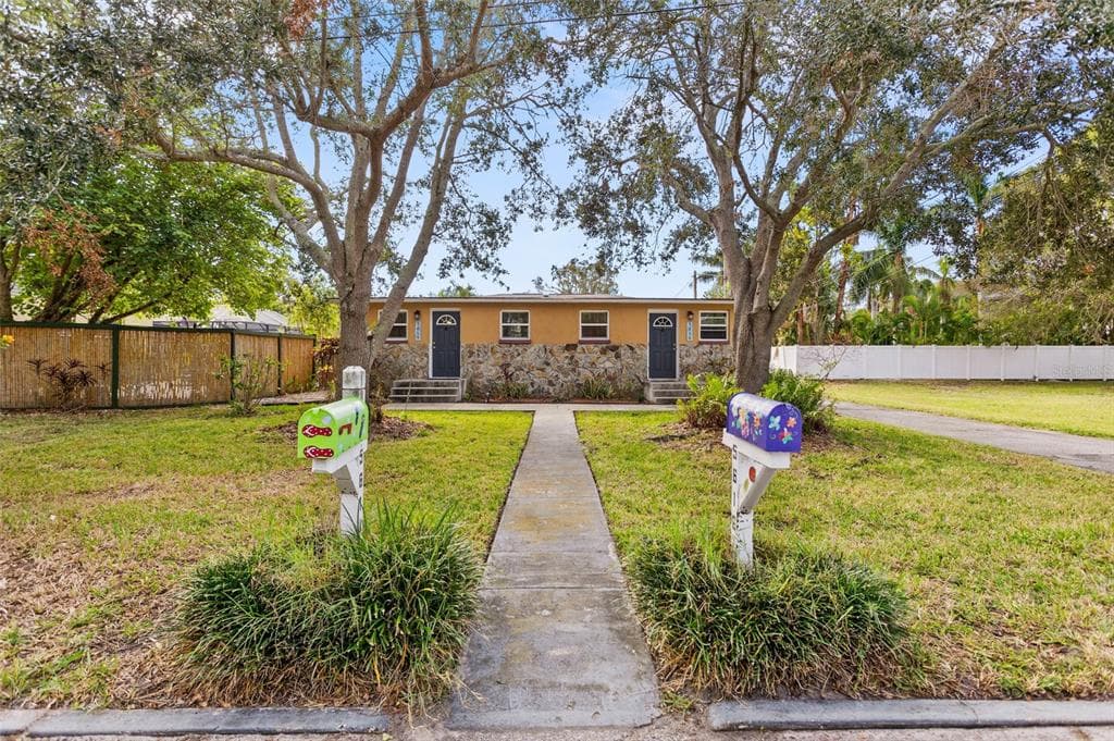 5614 27TH AVENUE S GULFPORT, FL 33707