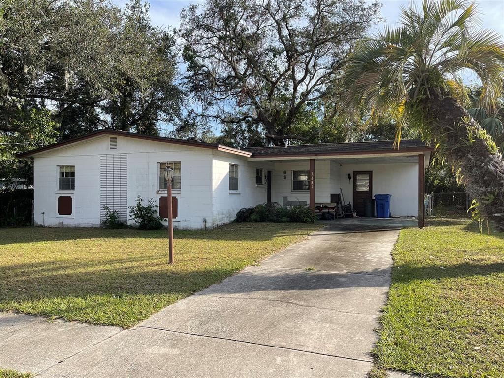 7331 SEQUOIA DRIVE TAMPA, FL 33637