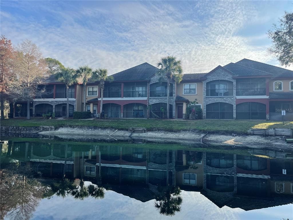 2138 CHIANTI PLACE UNIT 11 PALM HARBOR, FL 34683