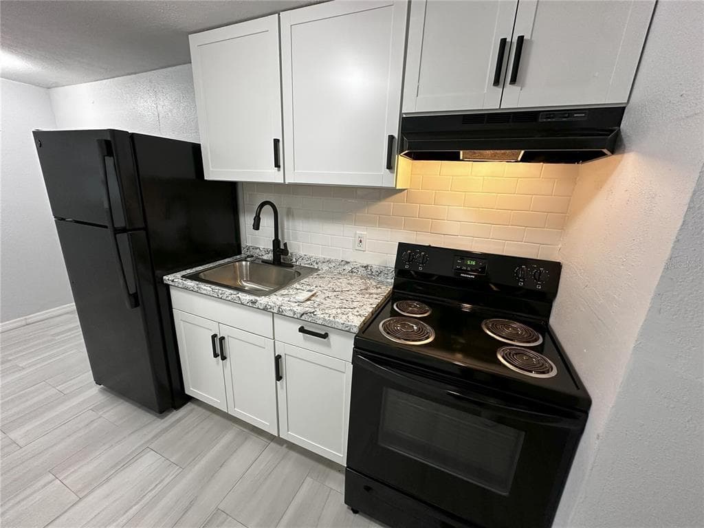 13809 N 20TH STREET UNIT B TAMPA, FL 33613