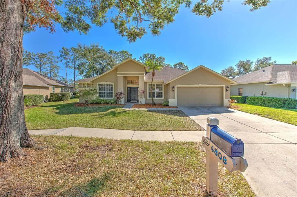 4808 WILLOW RIDGE TER VALRICO, FL 33596