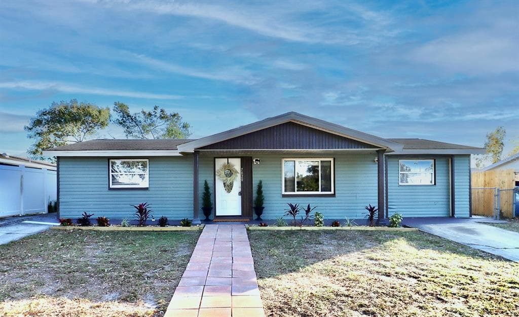 7620 FARMLAWN DRIVE PORT RICHEY, FL 34668