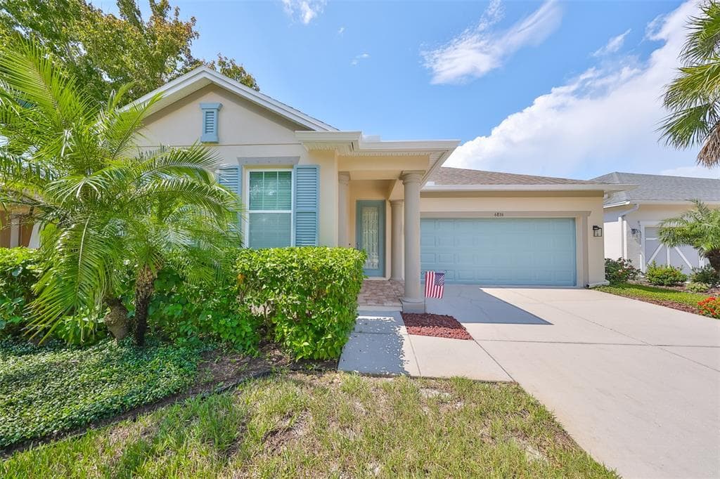 6836 PARK STRAND DRIVE APOLLO BEACH, FL 33572