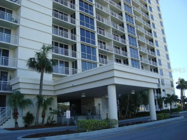 100 PIERCE STREET UNIT 810 CLEARWATER, FL 33756