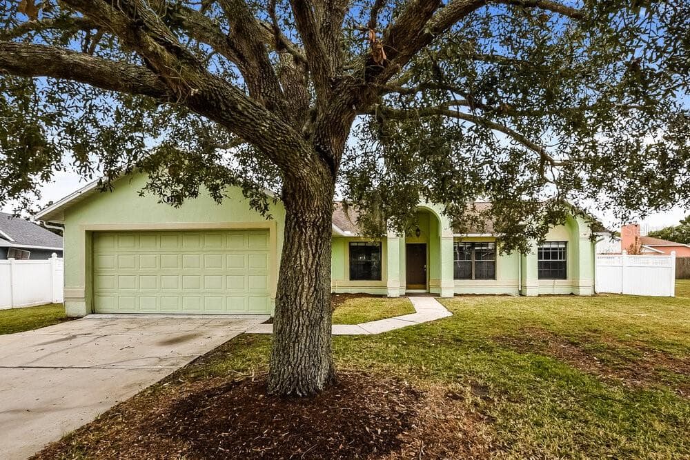 2711 ASHLEY COURT KISSIMMEE, FL 34743