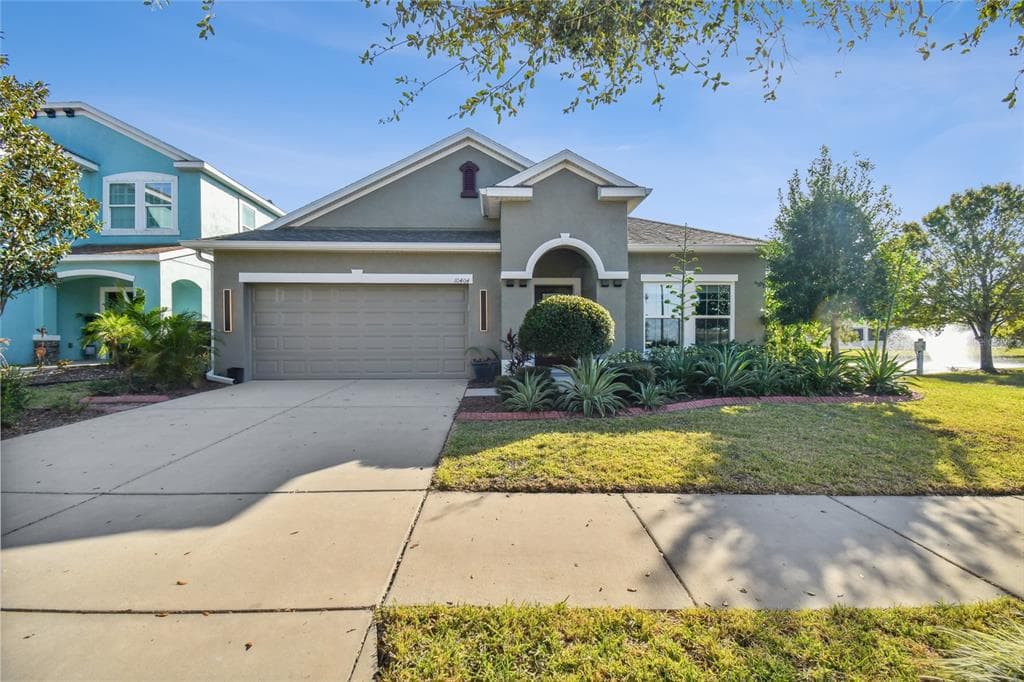 10404 WATERSTONE DRIVE RIVERVIEW, FL 33578