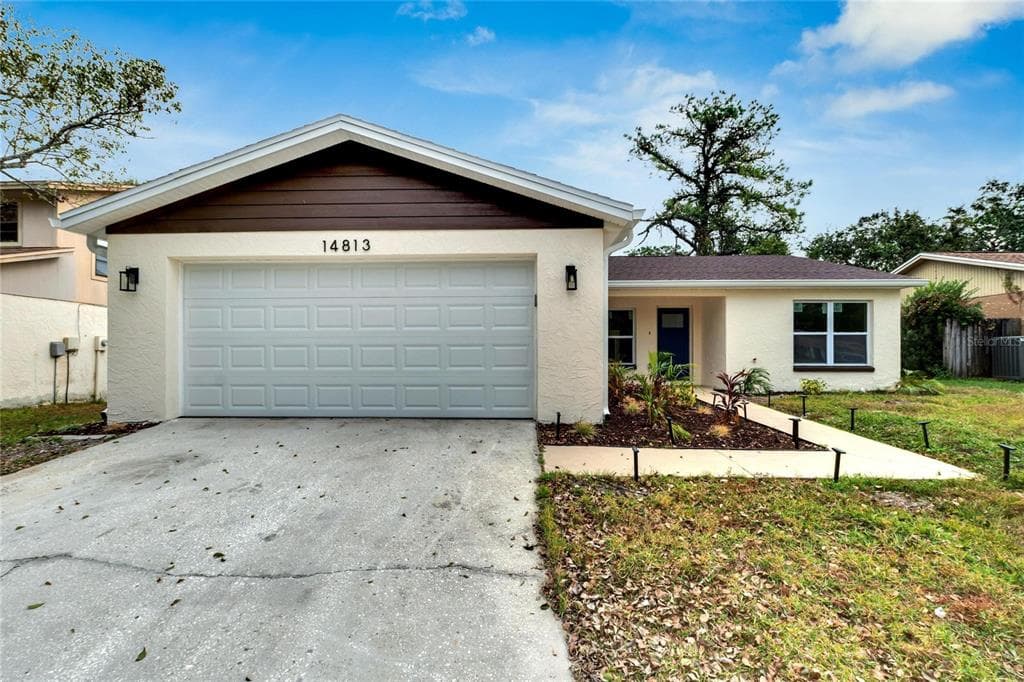 14813 OAK VINE DRIVE