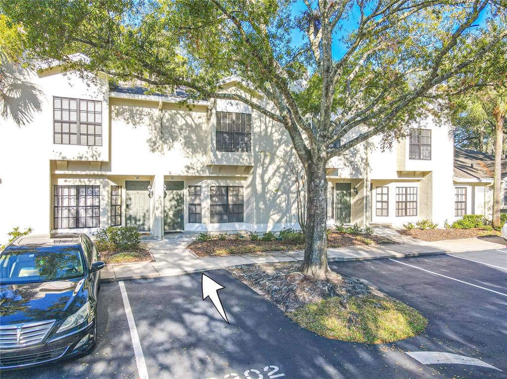 5100 BURCHETTE ROAD UNIT 2802 TAMPA, FL 33647