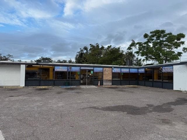 1410 E 17TH AVENUE TAMPA, FL 33605