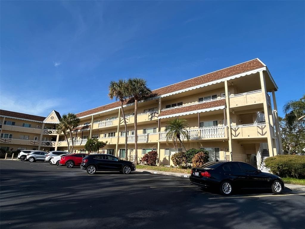 2040 WORLD PARKWAY BOULEVARD UNIT 54 CLEARWATER, FL 33763