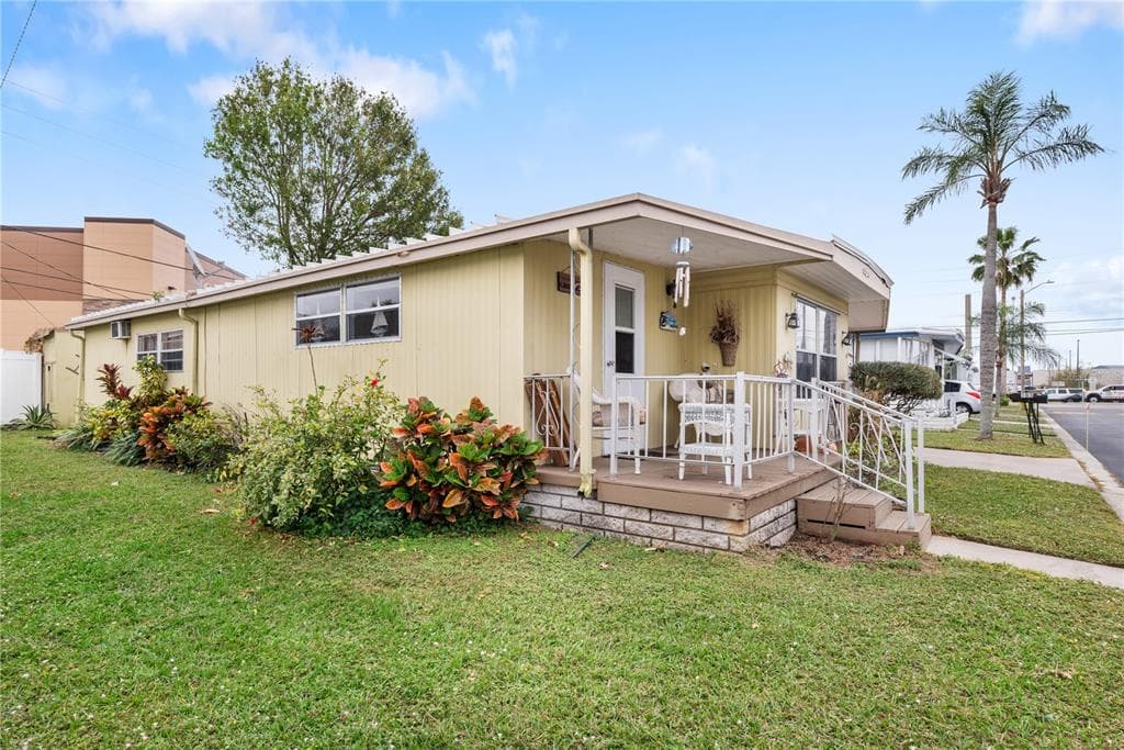 27466 US HIGHWAY 19 N UNIT 103 CLEARWATER, FL 33761