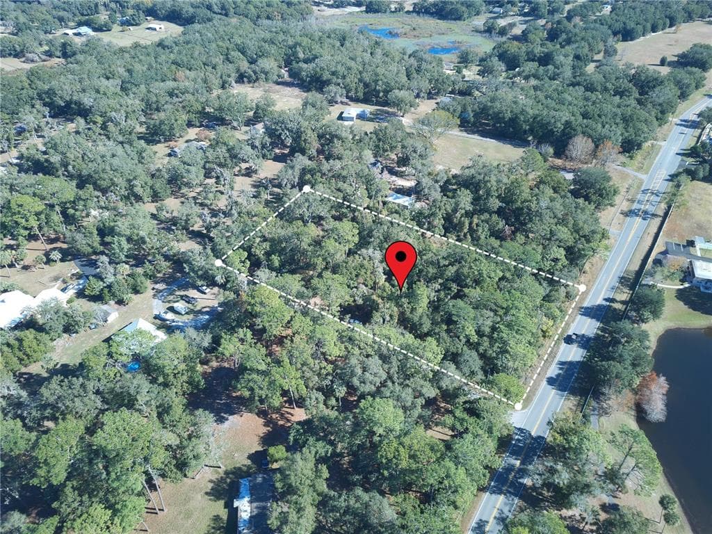 LAKE HOSPITALITY LANE ALTOONA, FL 32702