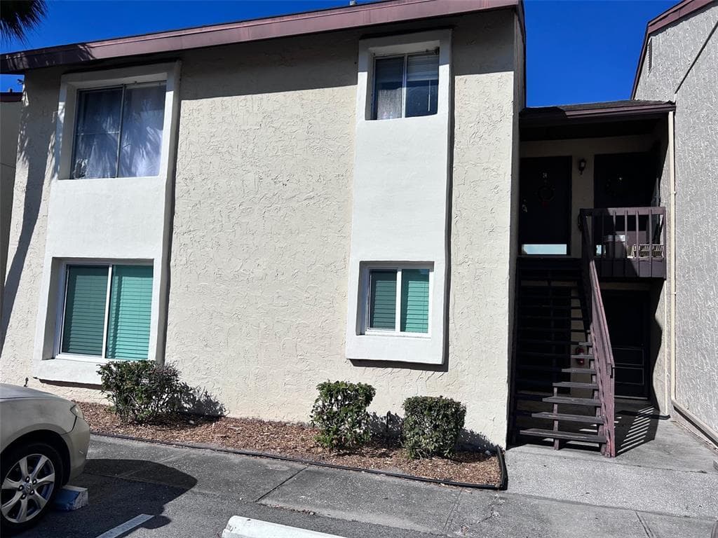2629 PINE LAKE TERRACE UNIT A SARASOTA, FL 34237