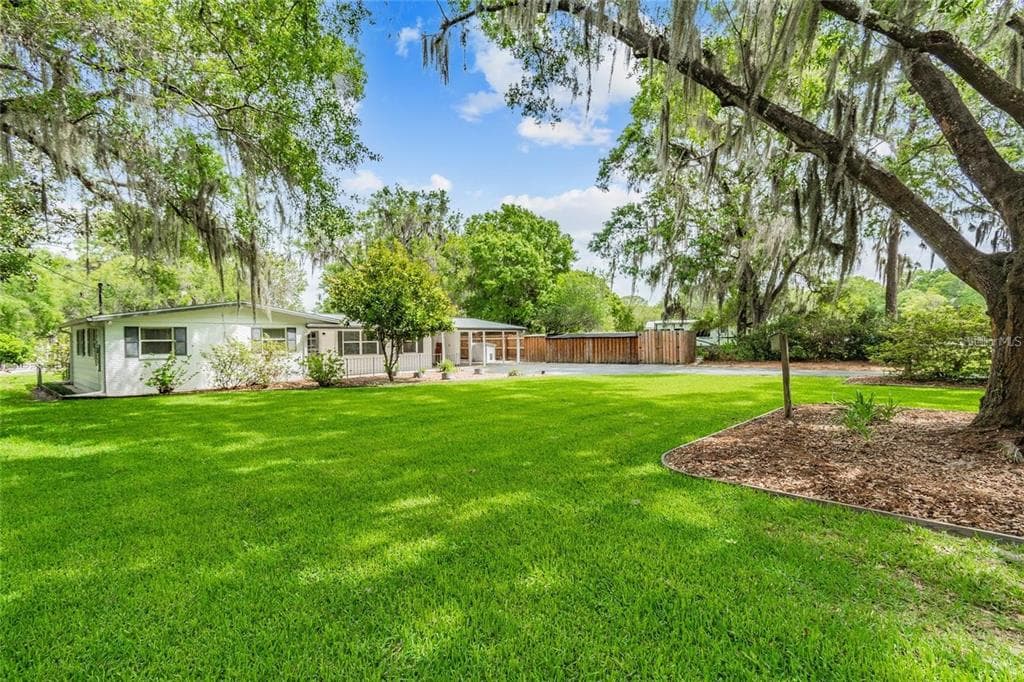 20735 GARDENIA DRIVE LAND O LAKES, FL 34638