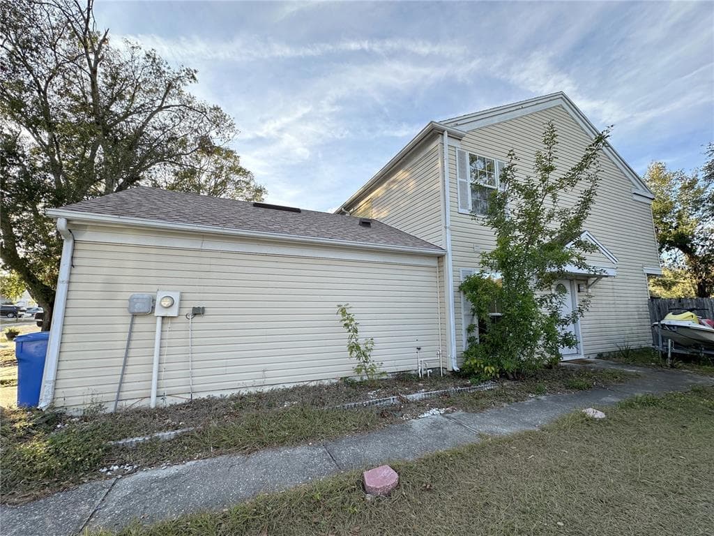 6153 OAK CLUSTER CIRCLE TAMPA, FL 33634